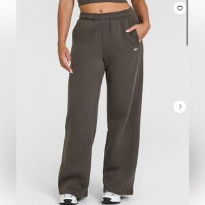 Oner Active Foundations - Deep Taupe